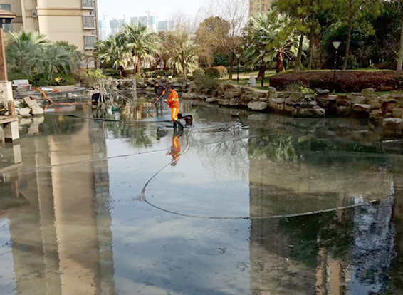 于田景观池淤泥清理